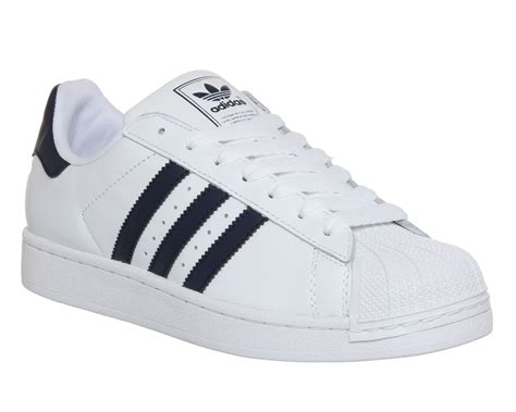 weißer adidas sneaker lochmuster trend stars|white adidas sneakers.